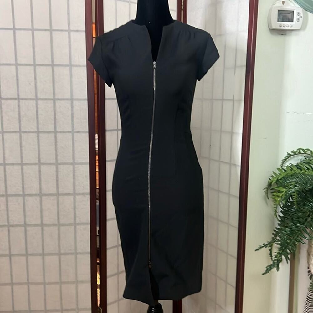 L’AGENCE BLACK SLEEVELESS FULL EXPOSE ZIP COCKTAIL BLACK MINI‎ DRESS SIZE 2